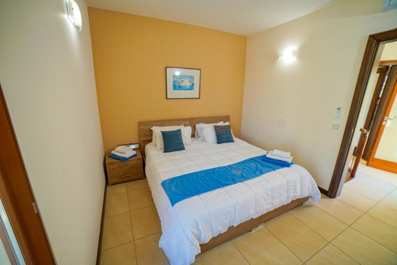 Getawaynpetto Private Duplex Maisonette With Jacuzzi Hot Tub Mgarr Exterior foto